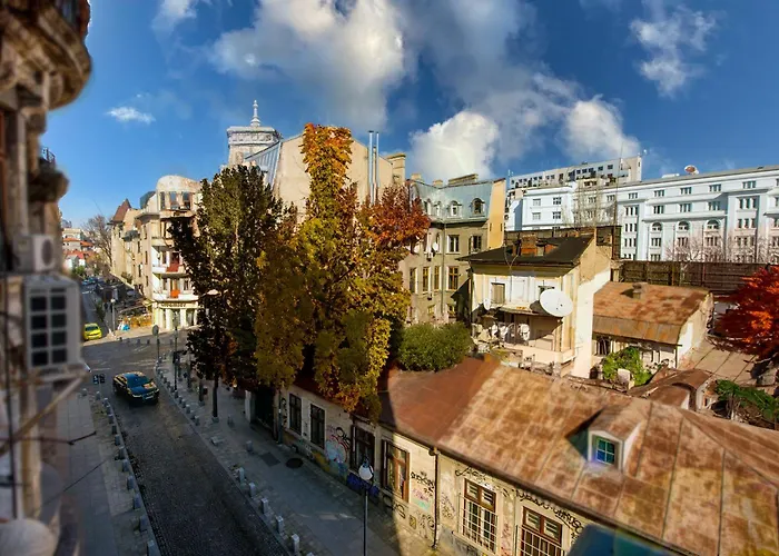 Downtown Studios - Your Modern Escape Near Ateneul Roman