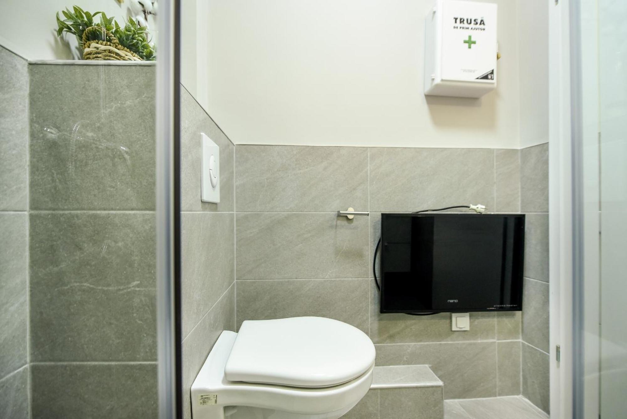 Apartament Downtown - Your Modern Escape Near Ateneul *