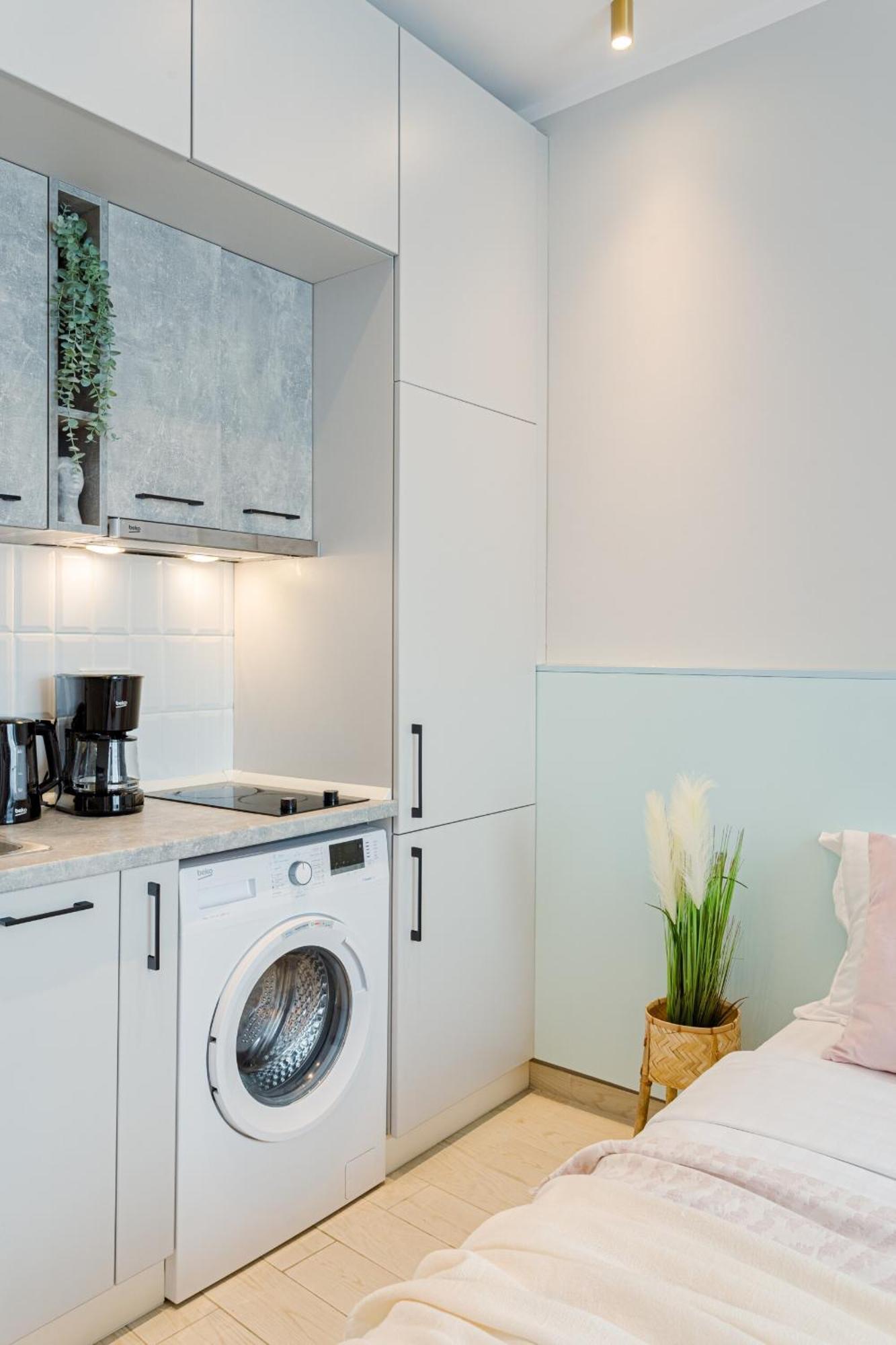 Downtown - Your Modern Escape Near Ateneul Bucureşti